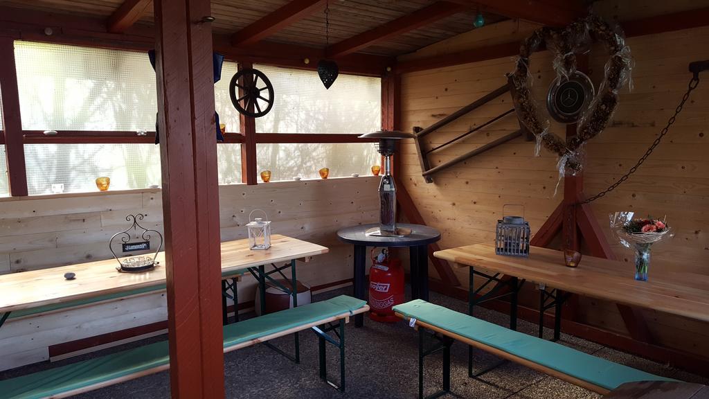 Susan'S Ole Schoolhus Fehmarn Rum bild